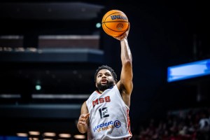 PAOK signs Trevor Hudgins as new point guard for EuroCup project