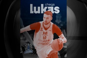 Leyma Coruña firma Lukas Uleckas
