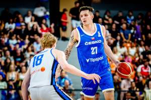 Cechia col brivido: Estonia battuta 75-73
