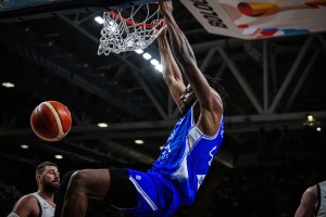 L’Italia vince in rimonta con la Lituania e conferma il primo posto nel girone D