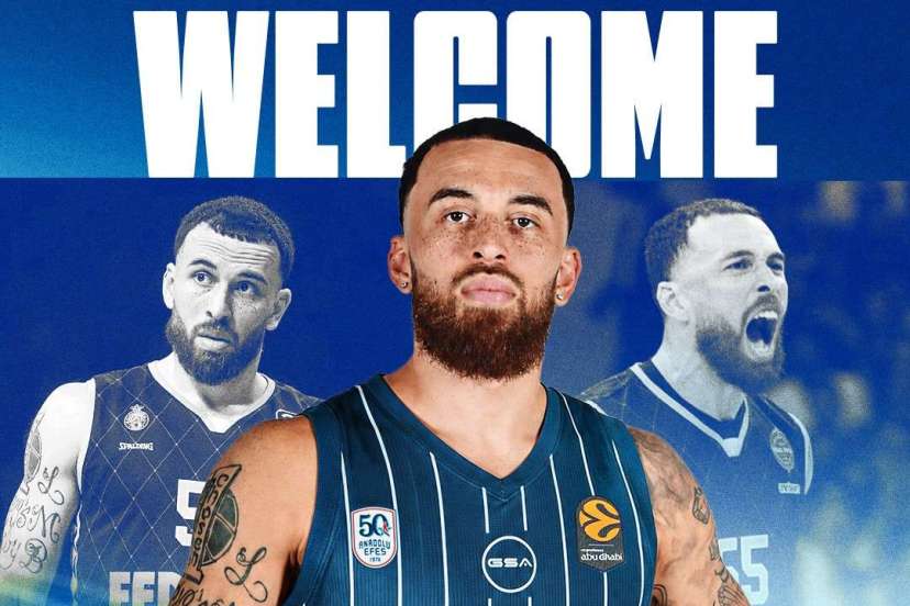 Mike James Efes