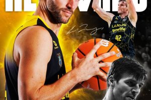 Aaron Doornekamp signs new deal with Tenerife