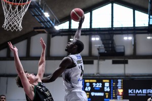 Pallacanestro Varese, ribaditi i dettagli dell’accordo con Ismael Kamagate
