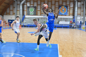 Torneo “The Legend” di Agropoli, Italia-Grecia 66-77. Alle 20.30 la sfida con la Francia