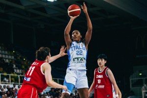 Italbasket femminile, domani il primo test con la Francia a Parigi