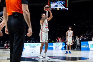Bayern Munich part ways with Elias Harris and David McCormack