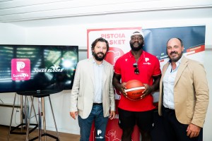 Lumos Pistoia Basket, presentato Ife Ajayi: “Qui per la storia di questo club”