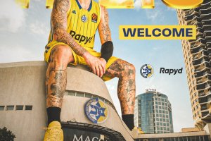 Maccabi Tel Aviv sign Daniel Theis to two-year deal