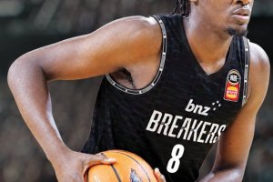 Charles Bediako joins New Zealand Breakers