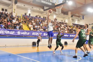 Avellino batte Brindisi e vince la Valtur Cup