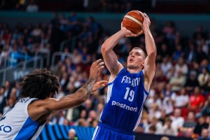 Official: Valencia signs Finnish forward Elias Valtonen through 2027
