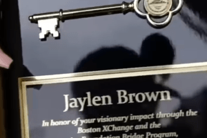 Jaylen Brown saluta Boston: una chiave della città e un emozionante addio ai Celtics