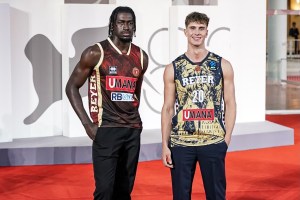 L’Umana Reyer presenta le maglie 26/27 sul prestigioso Red Carpet della Mostra del Cinema di Venezia