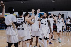 La Virtus Bologna travolge Pesaro 110-67, Wendell Moore Jr. è l’MVP