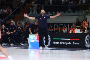 Olimpia Milano, coach Poeta: “Tutti hanno dato un contributo. Italiani? Mi fido di loro”