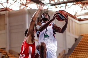 Olimpia Milano cede nel finale: la Stella Rossa vince 91-85 a Creta