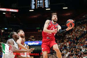 Peters: “Let’s carry our momentum to Vitoria”