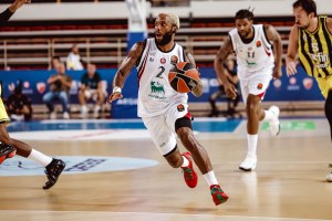 Olimpia Milano narrowly defeated by Fenerbahce