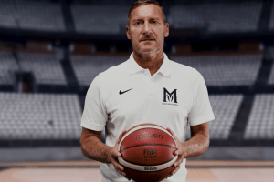 Francesco Totti signs three-year deal with Maxima Roma worth over €1 million per season