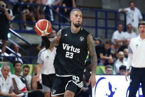A Bologna prosegue il “Trophy Tour” della Supercoppa LBA Sisal Club 2026 in collaborazione con Sky
