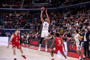 Anadolu Efes, infortunio per PJ Dozier: le parole di coach Laso