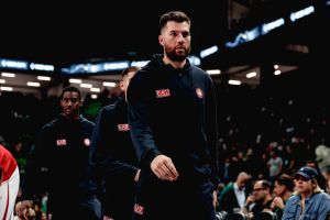 Olimpia Milano, Alec Peters si è allenato: sarà game time decision contro l’Olympiacos