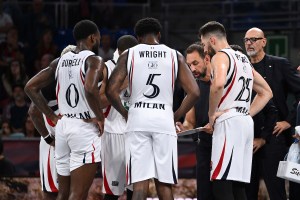 Olimpia Milano, una squadra ancora in costruzione: i nodi emersi a Vitoria