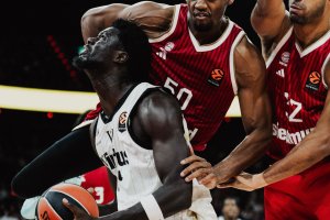 Virtus Bologna, i titoli dei quotidiani: «Virtus di lusso», «Un altro urlo: Virtus!»