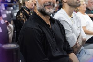 Barcellona, al Palau un “ospite” speciale: la standing ovation per Pep Guardiola