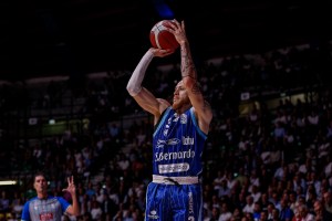 Pallacanestro Cantù, dubbi su Gravett: La Provincia di Como parla di «avventura agli sgoccioli»