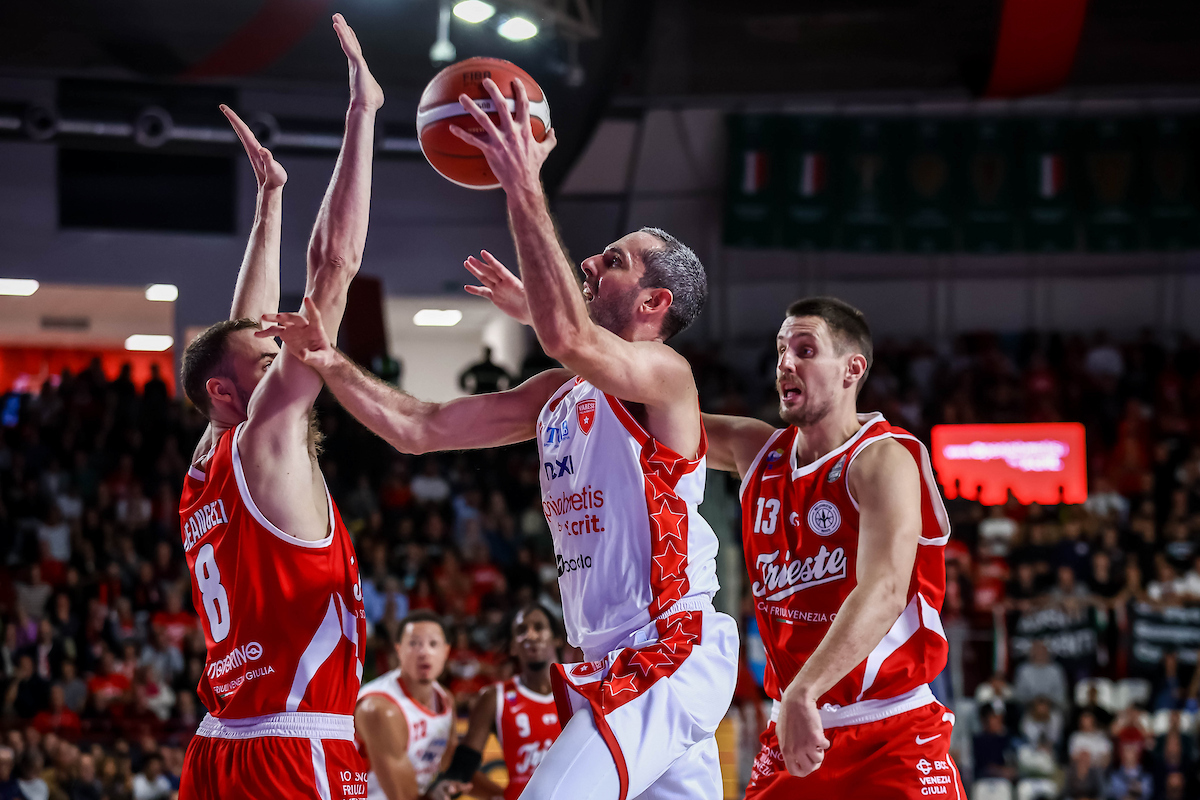 Varese, Della Valle decisivo ma la squadra è ancora un cantiere aperto