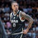 Virtus Bologna, Hackett: “Rimaniamo con i piedi per terra, Carr? Canestro da campione”