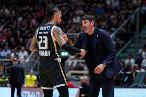 Virtus Bologna-Baskonia: i 12 di coach Mumbru’