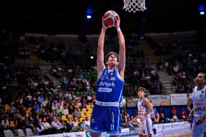 Pallacanestro Cantù, infortunio per Simone Ventura: salterà sicuramente Trieste